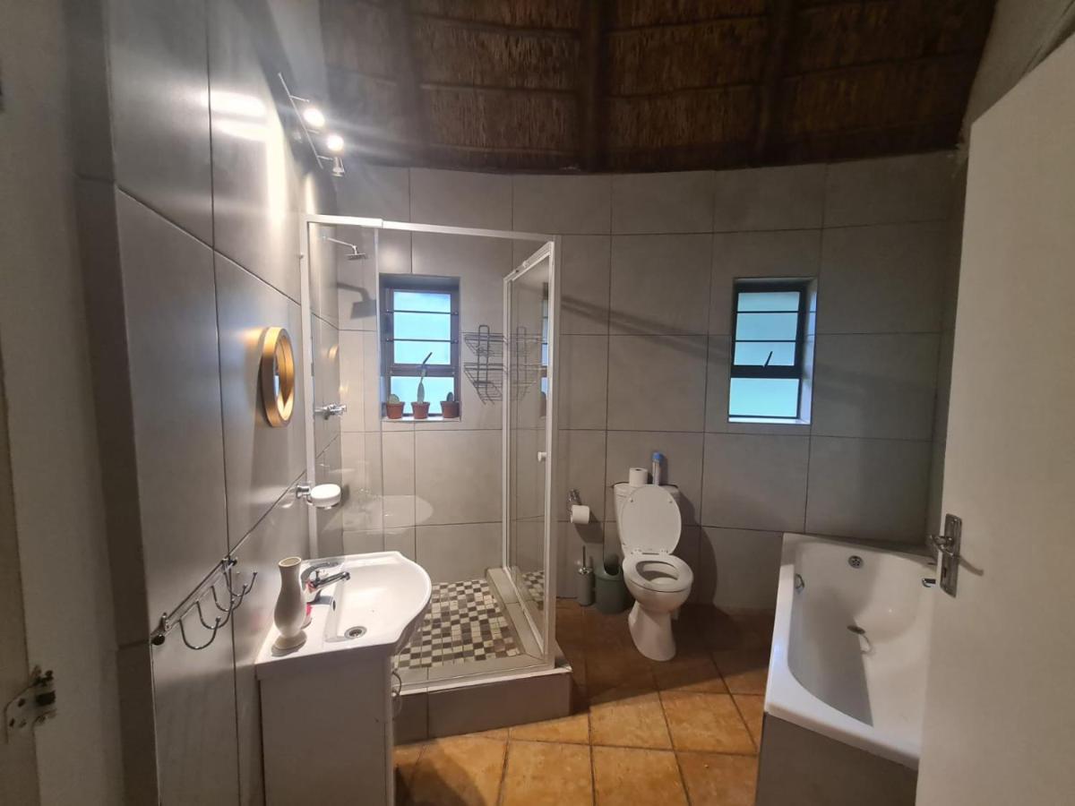 Mountain Villa House Hartbeespoort Exterior photo